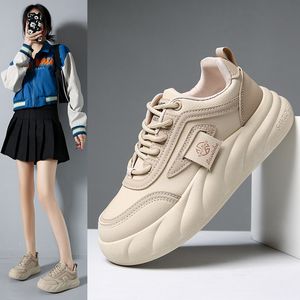 Spring New Little White Shoes for Female Students Low cut Soft Sole Versatile Board Shoes Thick Sole Elevated Casual Sports Shoes