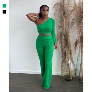 Strandklänning Sommarkvinnor 2024 Badrumsuttag Kvinnlig handduk Jacquard Solid Color Single Shoulder Long Sleeve Pants Suit