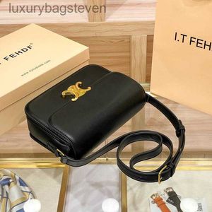 Borse di design di cellin originali di alto livello Brassa per corpo in oro nero 2024 Nuova Fashion Trendy Women SHOFU Piccola borsa quadrata con logo del marchio