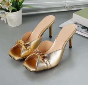 High Heeled Sandals Designer Beautiful Fashion Summer Wear Girls Casual Bequeme Frauen 039S Schuhe Leder Büro Word Fisch Mo6205154