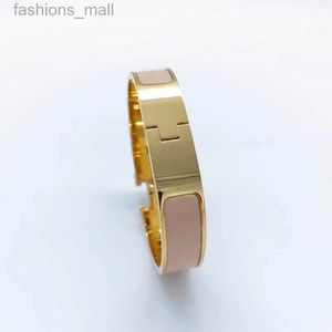Designer Bangle Classsic Bracelet Letter Bracelets Woman Stainless Steel Man 18 Color Gold Buckle 17/19 Size for Men and Fashion Jewelry