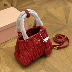 Bästsäljande handväska roman 80% Factory Womens Bag Fashion Pleated Tote Killer Shoulder Mini Sweet Beauty Crossbody Bag