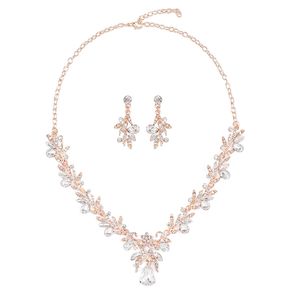 Hot Selling Personalized Bride Necklace Set i Europa och America Crystal Inlagd Diamond Wedding Dress Bankett Matchande tillbehör för formella klänningar