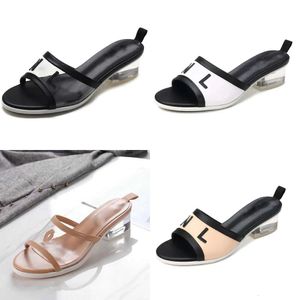 Slippers Womens Designer chunky Low Heels Mules Classic Ladies Sandals الجودة الأصلية