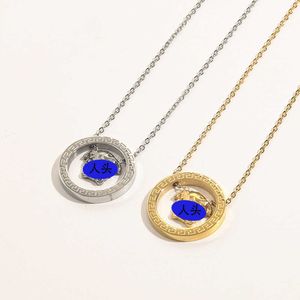 Fanjiamedusa Fashion Trend Trend Baroce Style Pendant Pernormation Beauty Cheed