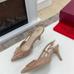 2024 High Heel Pumps Designer Valentyno Shoes Stud Vlogoo Four Seasons Metal V-button Counter Lacquer Leather Shiny Genuine High Heels Thin Pointed Toe Style Sandals