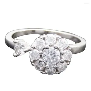 Con pietre laterali anello di fiocchi di neve placcati in argento anello bianco Cz Cr cristallo romantico Floro floreale anelli di dito prezi