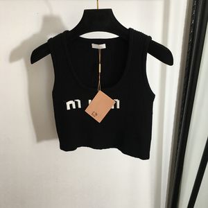 Luxury Sport Camis INS Fashion Slim Vests Letters Embroidery T Shirt 2 Colors Scoop Neck Designer Tees Summer Camisoles