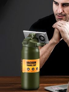 في الهواء الطلق Thermos Portable 304 الفولاذ المقاوم للصدأ الفولاذ المقاوم للصدأ القدح قوارير الفراغ الباردة والمياه الرياضية مع القش 240426