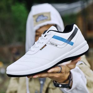 Sapatos leves de corrida para homens verão nova moda malha respirável hollow plow woven sports casuais sapatos masculinos