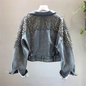 Damenmäntel Jacken Oberbekleidung mit Nieten Jean Jean Tops European Herbst Neue weibliche Nagel Kurzwäsche Jeans Jacke Girl Fashion