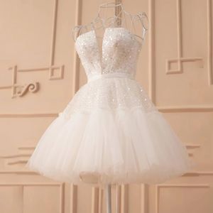 Kort bröllopsklänning 2024 för kvinna älskling mini tyll brudparti odlar paljettpärlor ovanför knä a-line vestidos de novia