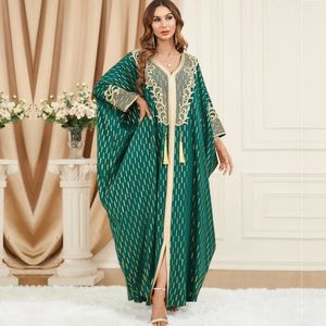 BNSQ Muslim abaya para mulheres vestidos longos Dubai v colarinho de colarinho de pingente de morcego Turquia African Caftan colete 240423