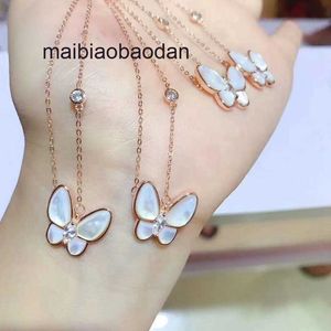 Designer Luxury Necklace Vancllf Rose Gold S925 Sterling Silver Butterfly 2024 New Womens White Fritillaria Light and Unique Years Clavicle Chain Gift