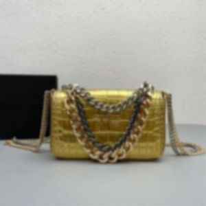 Väskor Ny Almetto Triple Crocodile Chain Bag Calf Leather with Tri Color Hardware One Shoulder Crossbody Tide