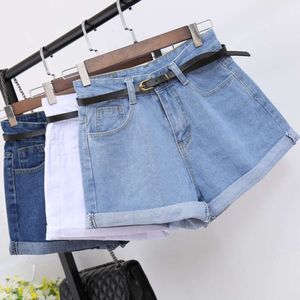 Ins sommar hög midja denim shorts kvinnors lösa krullade mm stora smala a-line bred ben trasig kant