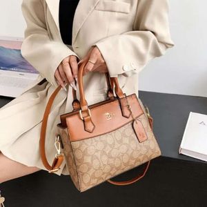 CoachShoulder Bags 2024 코치 여성 디자이너 어깨 크로스 바디 토트 백 핸드백 지갑 클러치 패션 고품질 대형 Capaci 7687