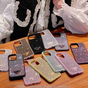 Połączenie telefoniczne luksusowe glitter iPhone'a za 15 plus 14 pro maks. 13 12 11 projektanta bling błyszczącego rhinestone rhinestone klejnot 3D Crystal Triangle P Kobiety okładka mgbu