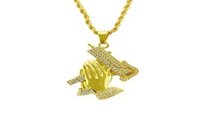 Hip Hop Iced Out Bling Full Rhinestone Praying Hands Mänhängen Halsband Guldfärg Big Prayer Jesus Necklace Jewelry4305347