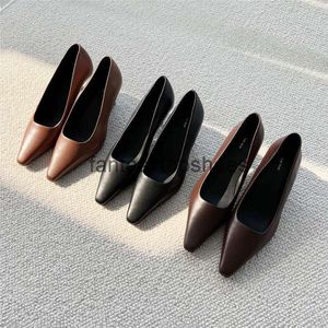 The Row 2023 Simple Square TR Small Spring Commuting High Head Heels Womens Sheepskin Cat Heels Middle Heel Shallow Mouth Single Shoe