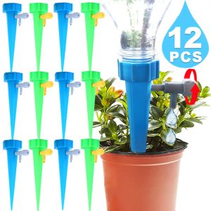 KITS 12/6/3/1 pc kit autoassicdatura automatica Drip Irrigabile Valvola di controllo regolabile Sistema di irrigazione per pianta di fiori da giardino
