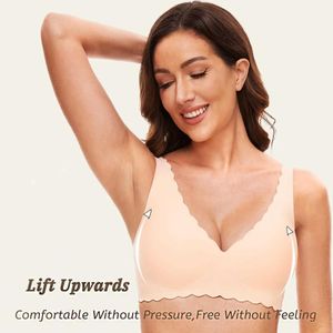 Bras Womens Бесплатные бюстгальтеры Thin Style DP v Wavy Edge Comfort LaTex нижнее белье мягкое грудное бюстгальтер Беспроводное белье Собрать Y240426