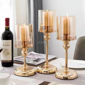 Świece luksusowe klasyczne metalowe świece vintage złoty świecznik dekoracja domu na ślub Candelabra Crystal Candle Holder