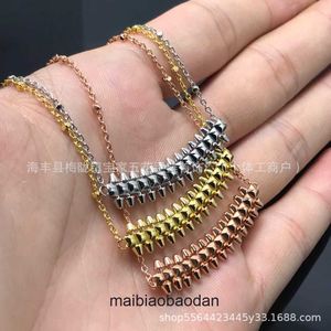 قلادات المجوهرات المتطورة للسيارات للسيدات New Willow Nail V Gold Bullet Head زوجان أصلي 1: 1 مع شعار حقيقي وصندوق