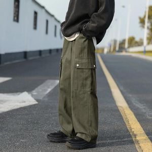 Pantaloni maschili grandi tasche casual cargo streetwear pantaloni vintage per la famiglia hip-hop alla larga gamba dritta uomini