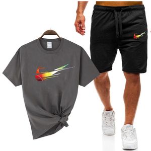 Mens Trailtsuits Tech Set Tasarımcı Trailsuit gömlek şortları iki parçalı kadın fitness takım elbise baskı hızlı kurutma ve nefes alabilen spor giyim nk t-shirt jogger