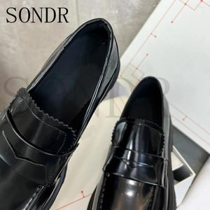 Платье обуви Balck Color Woman Loafer Tround Toe Fash