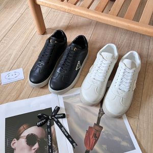 Black White Vintage Style Womens Casual Shoes Classic Ladies Boutique German Training Shoes Simple And Comfortable Summer Low Top Casual Shoes Original Packaging