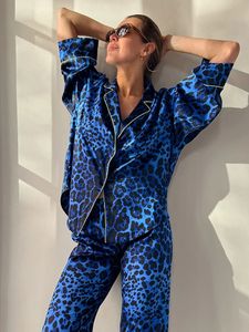 Hiloc leopar baskı saten pijama kadınları set tek göğüslü kadın ev kıyafetleri moda üç çeyrek kol pijama seti 240418