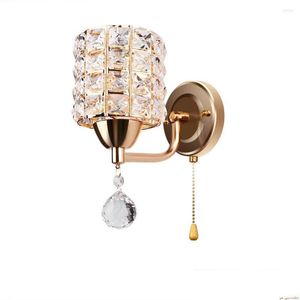 Lâmpada de parede Modern Luxury Bedroom Crystal Light Golden Polded Chrome Banheiro Sandro