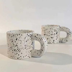 Кружки 330 мл Ceramic Cup Creative Nordic Cup Cup Ring Ring Hande Coffee Ceramic Cup Beer Cup Beverage J240428