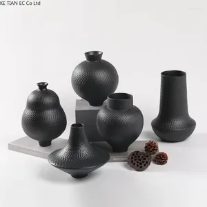 Vases European Modern Simple Black Ceramic Vase High-end Light Luxury Living Room Decoration El Lobby Home Decor