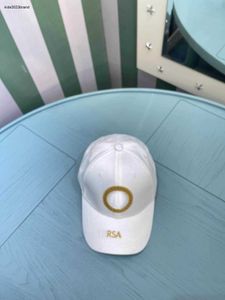 Новые детские дизайнерские шляпы золотой вышитый логотип Baby Sun Shat размер 3-12-летняя упаковка высококачественная шашка для девочек Boys 24 апреля