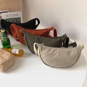 Hobo Women's Crossbody Bag 2024 Autumn/Winter Fashion Dumpling Nylon Lightweight Small Body Versatile Shoulder