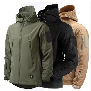 Fleece Autumn Military Men Jackets Waterproof Fishing Hunting Hiking Camping Climbing Winter Tracksuits Coat Thermal Fall S-5XL 240416