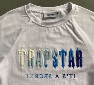 Mens T-shirts Summer Tshirt Trapstar Short Suit 2.0 Chenille avkodad Rock Candy Flavor Ladies Brodered Bottom Tracksuit T Shirt56