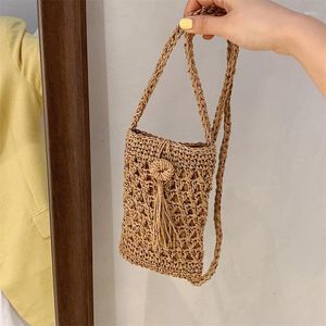 Bolsas de noite Bolsa de celular de praia 2024 mini crossbody crossbody vintage feminino de palha artesanal garotas pequenas ombro