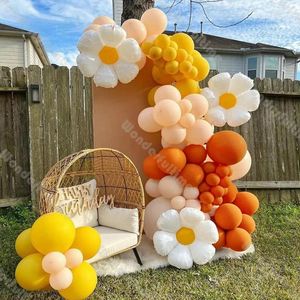 Party Decoration 96st Daisy Balloon Garland Cream Peach Gul Baby Shower Två Groovy Birthday Kön avslöjar bröllop Boho Bridal