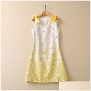 Basic Casual Dresses European And American Womens Clothes 2023 Spring Bow Jacquard Print Sleeveless Yellow Fashi Drop Delivery App Dhwvw