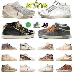 2024 Moda Golden Mid Star High Top Sneakers Shoe Casual Lace-up Itália Metálica Andulação High Suede Calf Snakes Snakes Snakes Do Old Dirty Designer Trainers