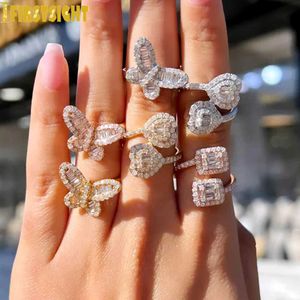 Band ringer Ny Iced Out Blrectangle CZ Heart Rgold Silver Micro Pave Open Justerbar storlek Square Ring Fashion Womens Jewely J240429