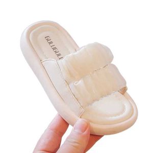 Sandals Double purpose slippers and sandals Summer Girls Out wear Slippers Baby Sandals Fashion Solid Color Flat Bottom
