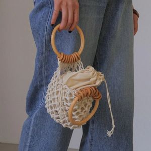Casual Retro gewebter Handtasche Holzgriff mit innerer Stoffkordelschneider Bag Urlaub Strandstil Armband Pack für Damen 240415