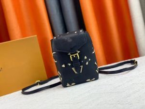 10a Hot Luxury Designer School Bag Mini ryggsäck Kvinnor Läder axel Messenger shoppingväskor Purs Satchel justerbara axelband