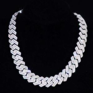 Moissanite Hiphop Necklace 925 Sterling Silver Iced Out Luxury 18mm Baguette Moissanite Cuban Chain
