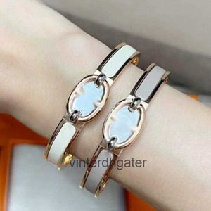 High-end Luxury Hrms Bangle Light Luxury Porcine Nose Enamel Narrow Version Bracelet Premium Gold Plated High Couple New Accessories